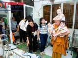 Các doanh nhân, nghệ sĩ mang yêu thương đến với hơn 200 trẻ mồ côi tại Chùa Kỳ Quang 2