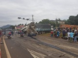 Đắk Lắk: Xe bồn mất phanh gây tai nạn liên hoàn, 4 người thương vong