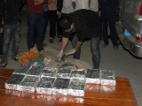 Lào Cai: Bắt giữ đối tượng giấu 40 bánh heroin trong lốp dự phòng