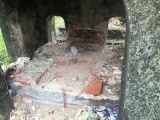 Thừa Thiên - Huế: Lăng mộ mẹ vua Dục Đức bị đào phá nghiêm trọng