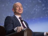 Tài sản ông chủ Amazon vượt 100 tỷ USD sau Black Friday