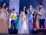 “Nữ hoàng Sắc đẹp Toàn cầu” Hoàng Thu Thảo trao vương miện cho hoa hậu Chile