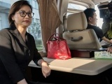 Từ công nhân thành nữ tỉ phú giàu nhất Trung Quốc nhờ sản xuất màn hình cho Apple