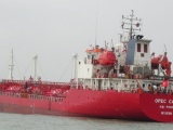 Vũng Tàu: Bắt tàu vận chuyển khoảng 100.000 lít dầu DO không rõ nguồn gốc