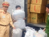 Hà Tĩnh: Bắt xe tải chở 180 kg hạt hướng dương không rõ nguồn gốc