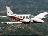 Máy bay Piper Seneca chở hơn 600.000 USD bị cướp táo tợn