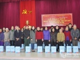 Nghệ An: Trao gần 1.000 suất quà hỗ trợ người nghèo vui xuân đón Tết