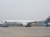 “Siêu” máy bay Airbus A350-1000 trình diễn tại Nội Bài