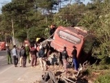 Đắk Nông: Xe khách tông xe tải làm 1 người chết, 4 người bị thương