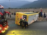 Xe chở khách trên đường về quê ăn Tết bị lật ở Đà Nẵng, 2 người tử vong