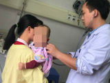 Bé gái 8 tháng tuổi nhiễm độc chì nặng vì uống thuốc cam