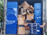 Hà Nội: Bắt giữ xe chở hơn 5.000 bao thuốc lá lậu