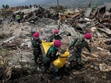 5.000 người mất tích, hơn 1.700 người chết sau thảm họa kép ở Indonesia