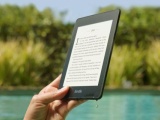 Amazon ra mắt phiên bản Kindle chống nước