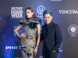 Võ Hoàng Yến quyền lực sánh vai cùng Nam Trung trên thảm đỏ Vietnam International Fashion Week Thu Đông 2018