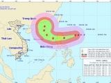 Siêu bão Yutu giật cấp 17 tiến nhanh về biển Đông