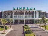 Vingroup đã 'rót' hơn 13.600 tỷ đồng cho ôtô, xe máy điện VinFast
