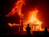 Cháy rừng ở California, hàng nghìn người sơ tán