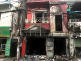 Ngôi nhà 4 tầng ở Hà Nội bỗng dưng phát hỏa, hai người bị thương