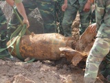 Điện Biên: Tìm thấy bom khủng 300kg “ngủ im” dưới chân đồi