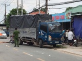 TP.HCM: Tông xe tải đang lùi, một người thiệt mạng