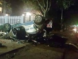 Lâm Đồng: Va chạm với xe máy, xe taxi lật ngửa khiến 7 người thương vong
