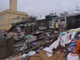 Triều cường đánh sập 3 ngôi nhà ở Phú Yên