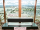 LG giới thiệu TV cuộn tròn có độ bền 17 năm