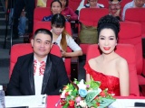 Trịnh Kim Chi diện váy đỏ  rực lộng lẫy trên ghế nóng cuộc thi Thần tượng Doanh nhân
