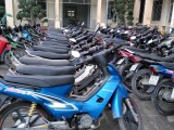 Tạm giữ 90 xe máy của tiệm cầm đồ ở Tiền Giang