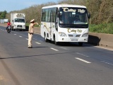 Bộ Công an tổng kiểm soát xe tải, xe khách từ 8 chỗ ngồi trở lên