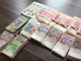 Mang 6,5 tỷ sang Singapore mua điện thoại: Chàng trai Việt bị bắt ra tòa