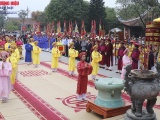 Phú Thọ: Du khách thập phương nô nức tham dự Lễ hội đền Mẫu Âu Cơ