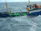 Hà Tĩnh: Ứng cứu kịp thời 8 thuyền viên gặp nạn trên biển Kỳ Ninh