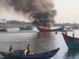 Kiên Giang: Nổ bình gas trên tàu cá, 2 người chết, 3 người bị thương