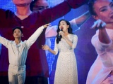 Huyền Trang gây xúc động khi hát về Mẹ tại đêm nhạc Women's Love 