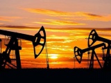 Giá dầu lập đỉnh 4 tháng sau tuyên bố của OPEC