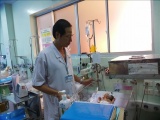 TPHCM: Phẫu thuật khối bướu nặng 3,1kg cho bé sơ sinh 