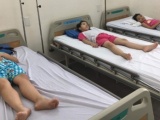 TP. Hồ Chí Minh: 61 học sinh tiểu học nhập viện sau bữa ăn trưa
