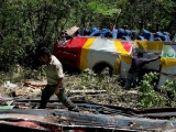 Bolivia: Xe buýt rơi xuống hẻm núi, gần 50 người thương vong