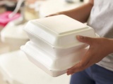Mỹ: Bang Maine cấm dùng hộp xốp đựng thực phẩm