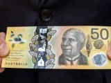 Gần 46 triệu tờ tiền của Australia dính 'lỗi đánh máy'