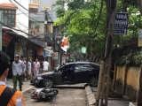 Hà Nội: Nữ tài xế lùi ôtô tông chết người
