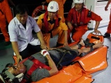Vượt biển đêm cứu thủy thủ Philippines gặp nạn trên biển