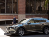 Mazda CX-8 ra mắt 3 phiên bản, giá từ 1,1 tỷ đồng