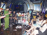 Hà Nam: Bắt giữ 28 đôi nam nữ 'bay lắc' trong quán karaoke