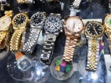 Lạng Sơn: Phát hiện cửa hàng bán lượng lớn đồng hồ đeo tay giả Thụy Sỹ