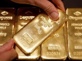Giá vàng hôm nay 30/7: Vàng tăng trở lại bất chấp đồng USD tăng vọt