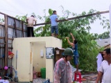Hậu Giang: Lốc xoáy dữ dội làm hư hại hơn 120 căn nhà 