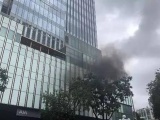 Tòa nhà Sài Gòn Center khói nghi ngút, hàng trăm người hoảng loạn 
